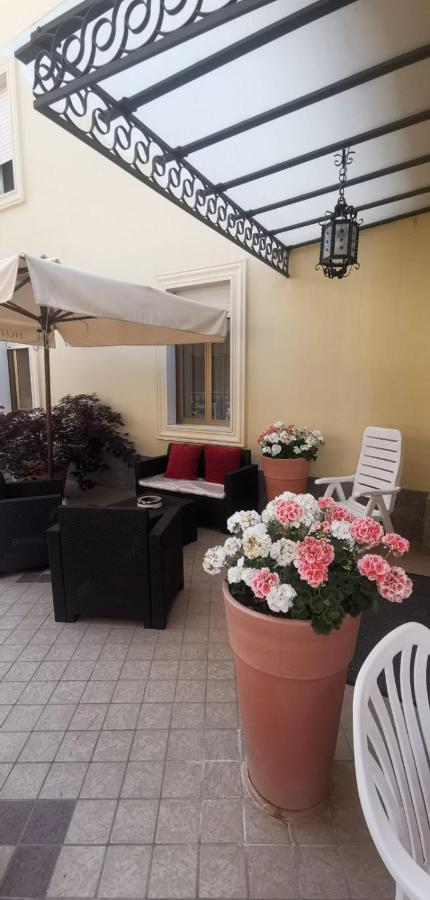 Hotel Pompei ฟีอุจจี ภายนอก รูปภาพ