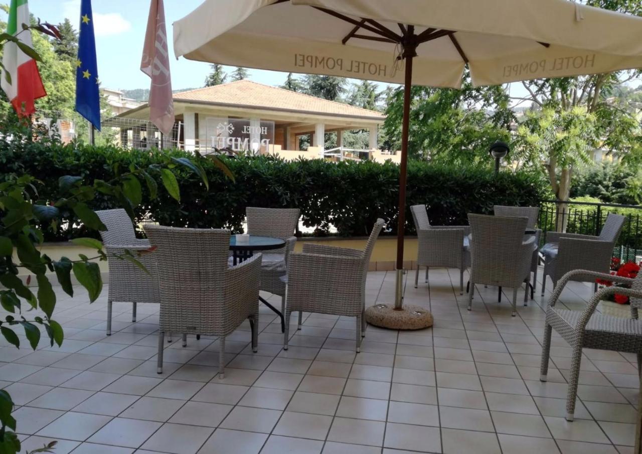 Hotel Pompei ฟีอุจจี ภายนอก รูปภาพ