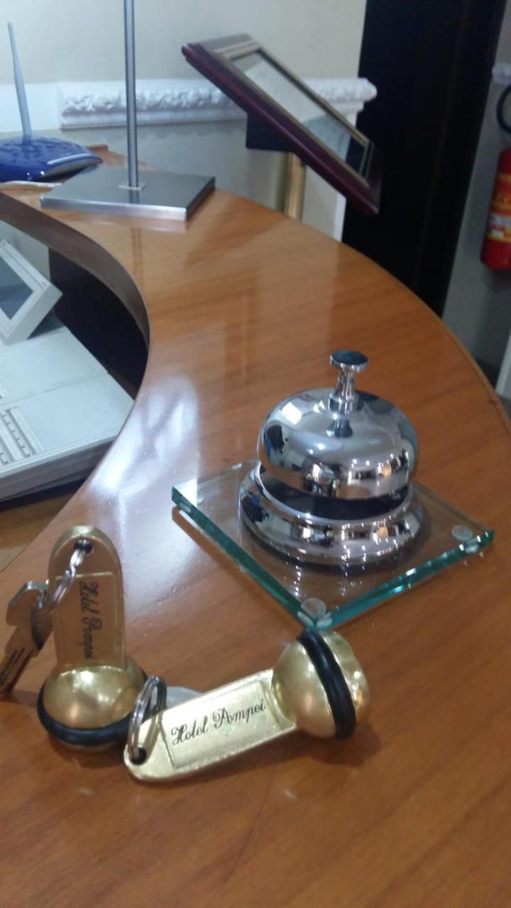 Hotel Pompei ฟีอุจจี ภายนอก รูปภาพ