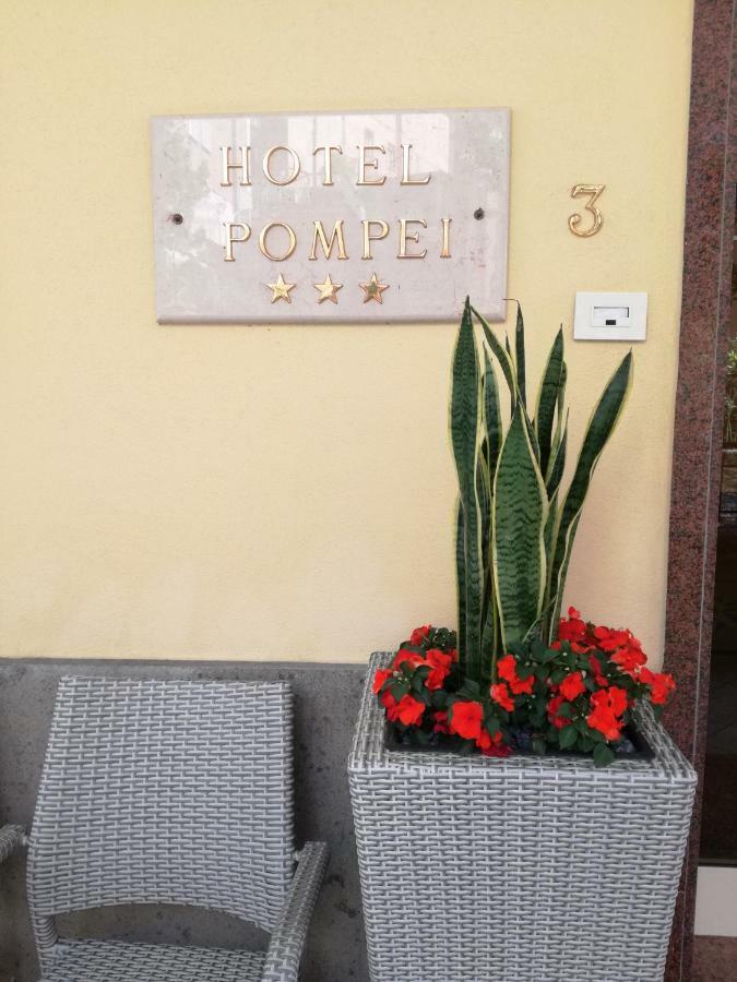 Hotel Pompei ฟีอุจจี ภายนอก รูปภาพ
